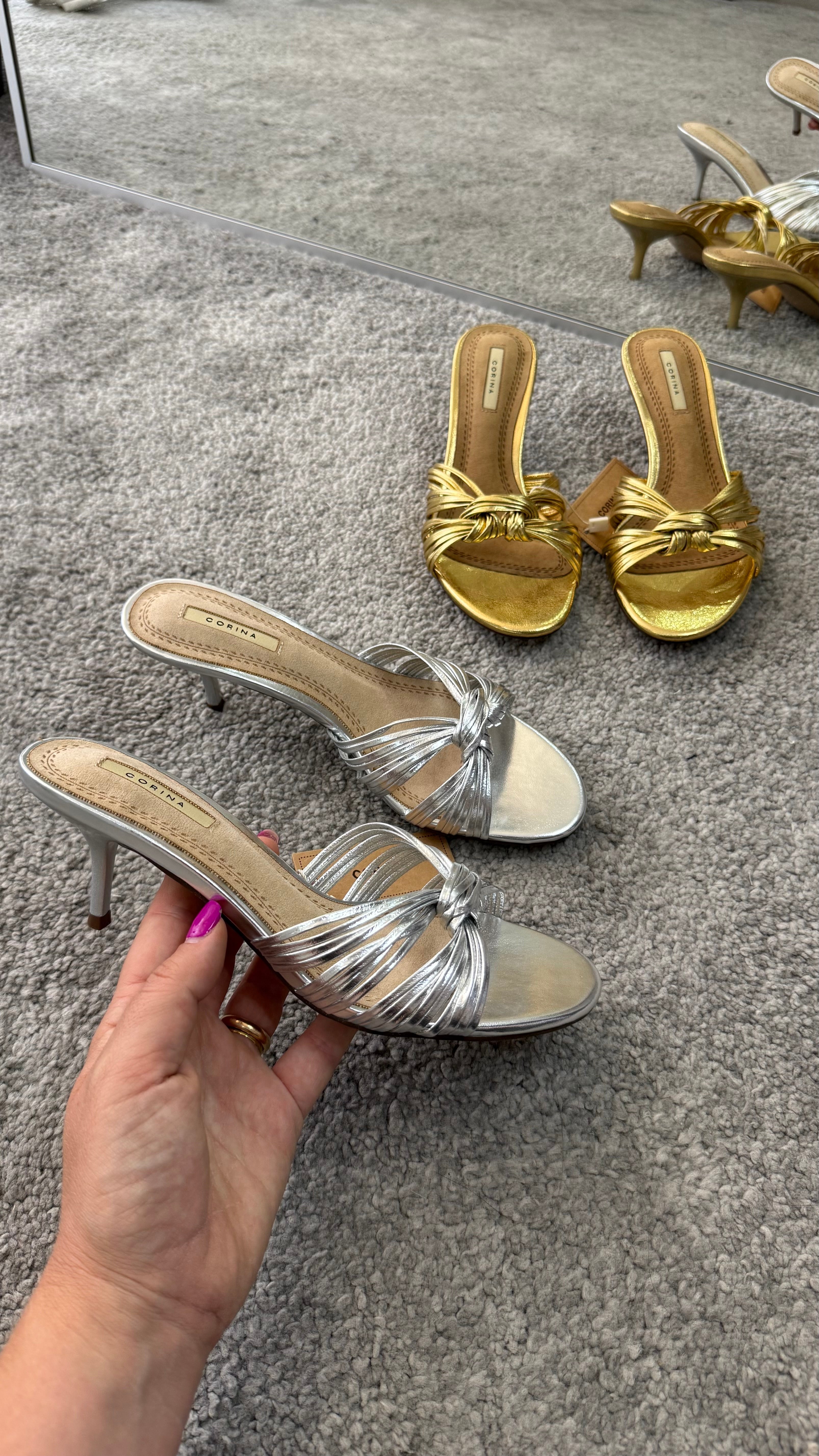 Corina sandal