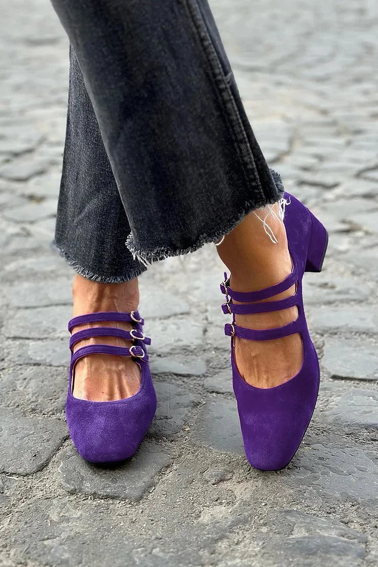Ballerina shoes with straps