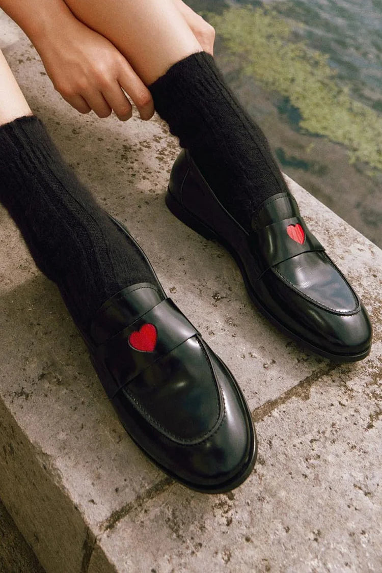 Classic boot with heart details