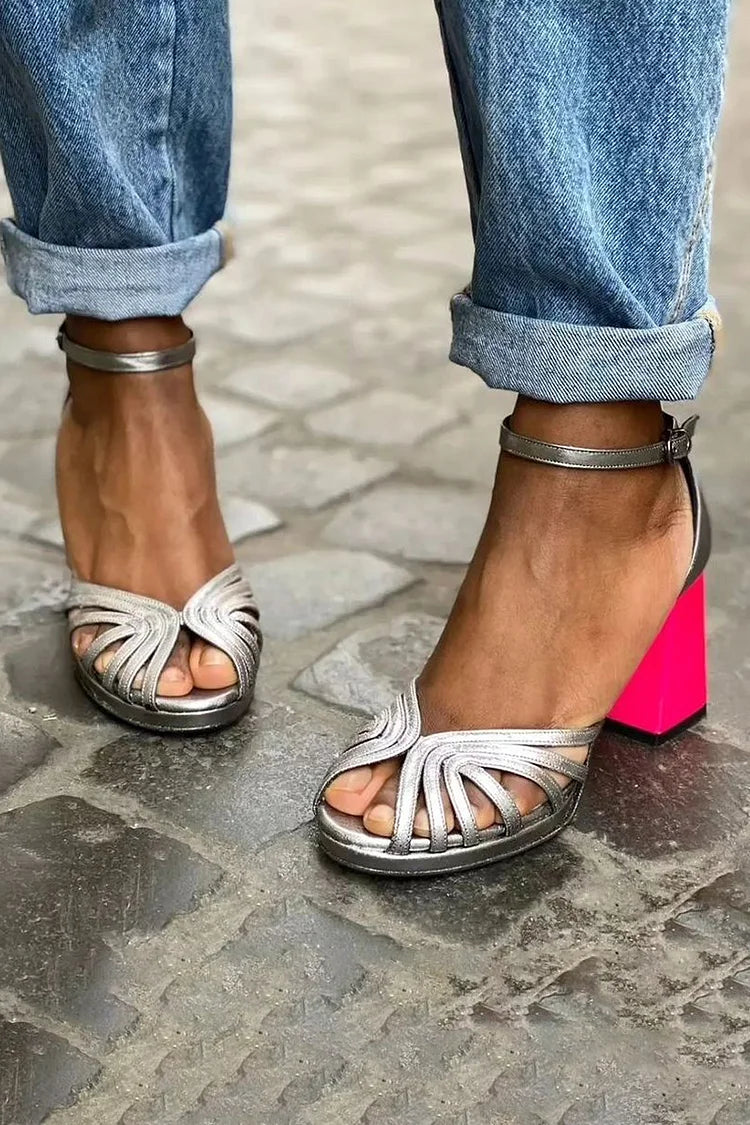 Sandals with a two-tone heel