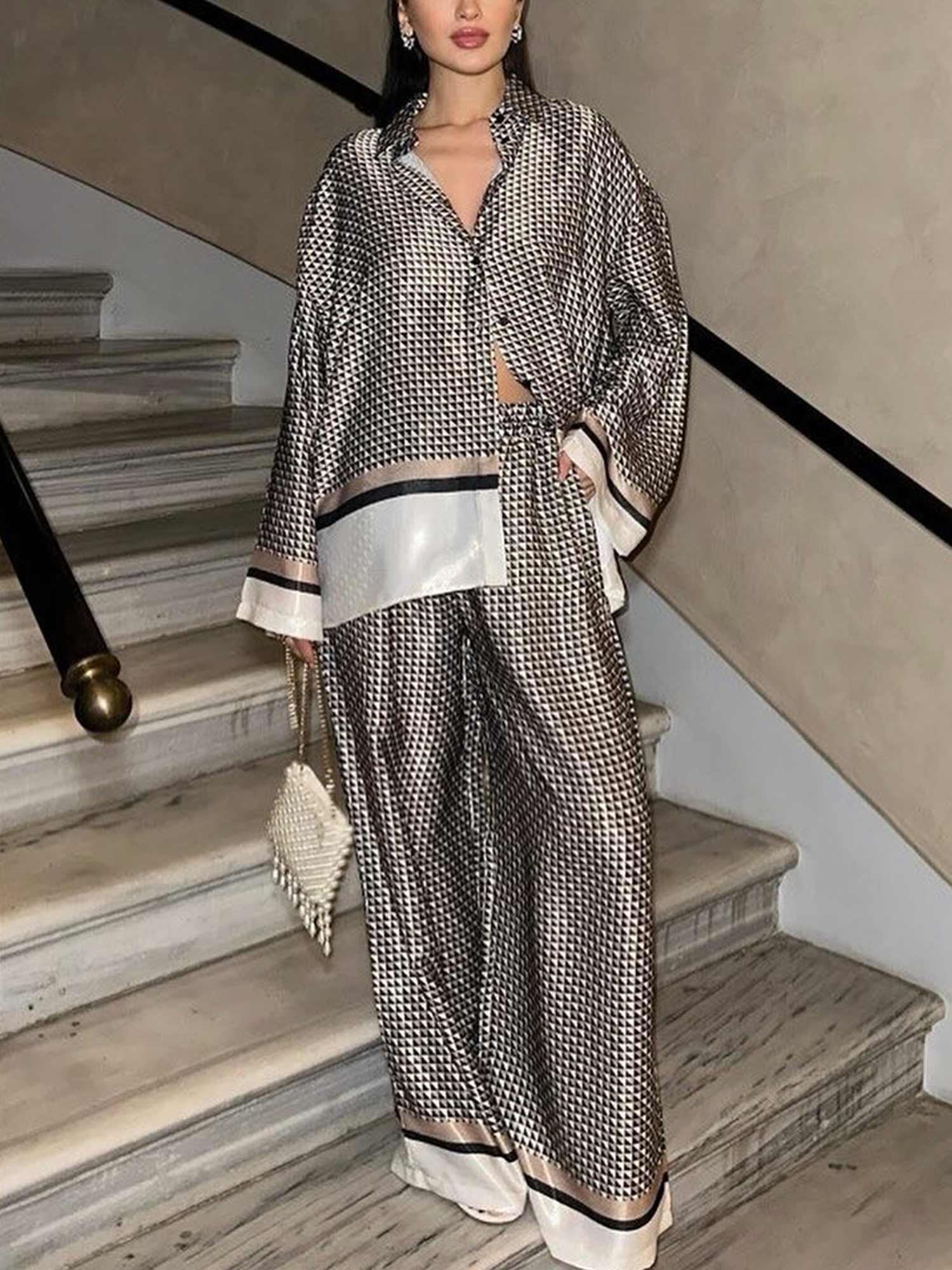 Black wide-leg trousers