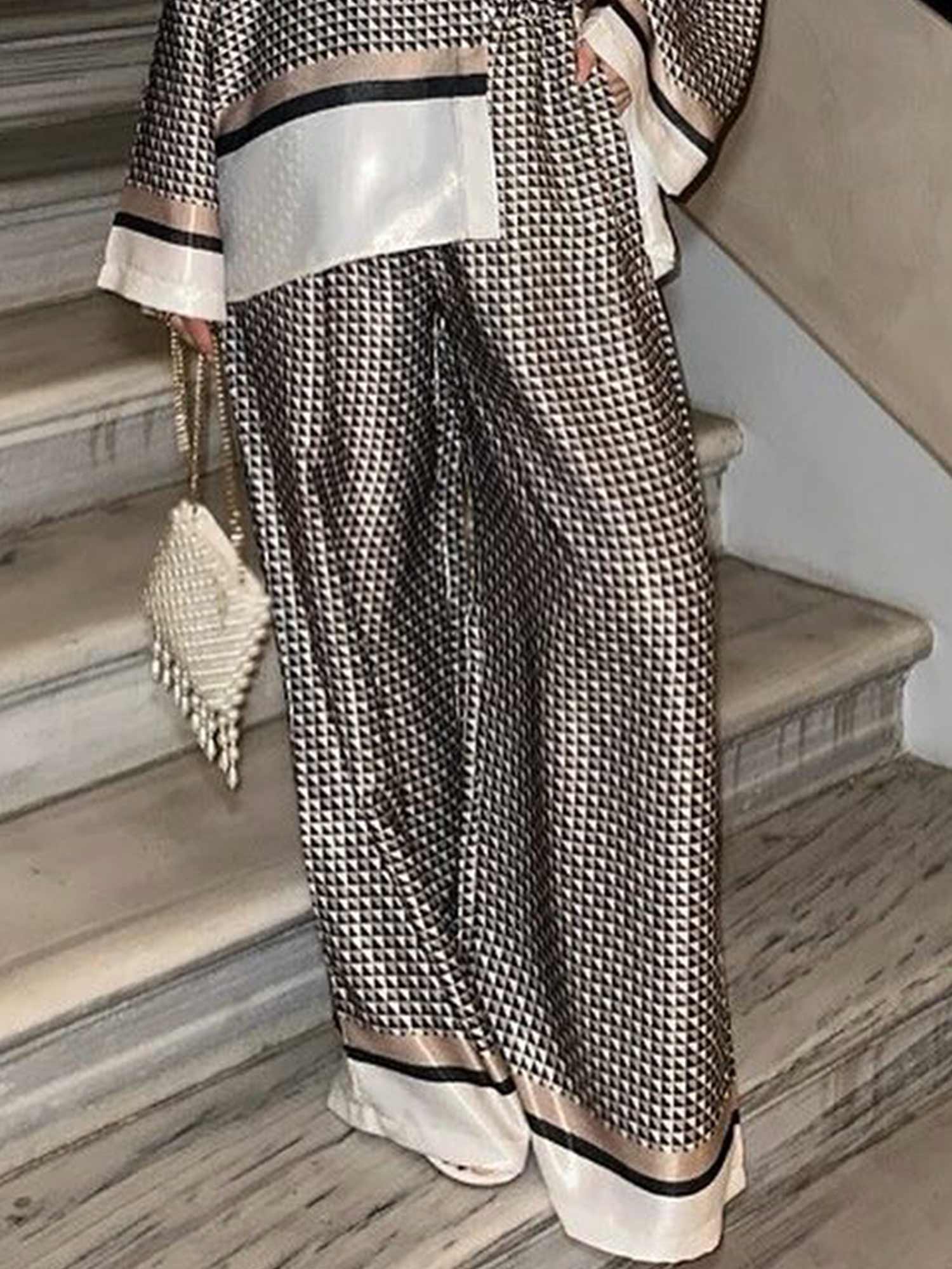 Black wide-leg trousers