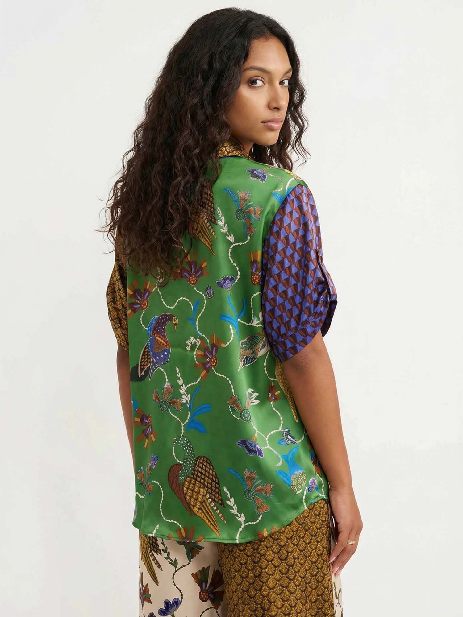 Button-down shirt with contrast bird print