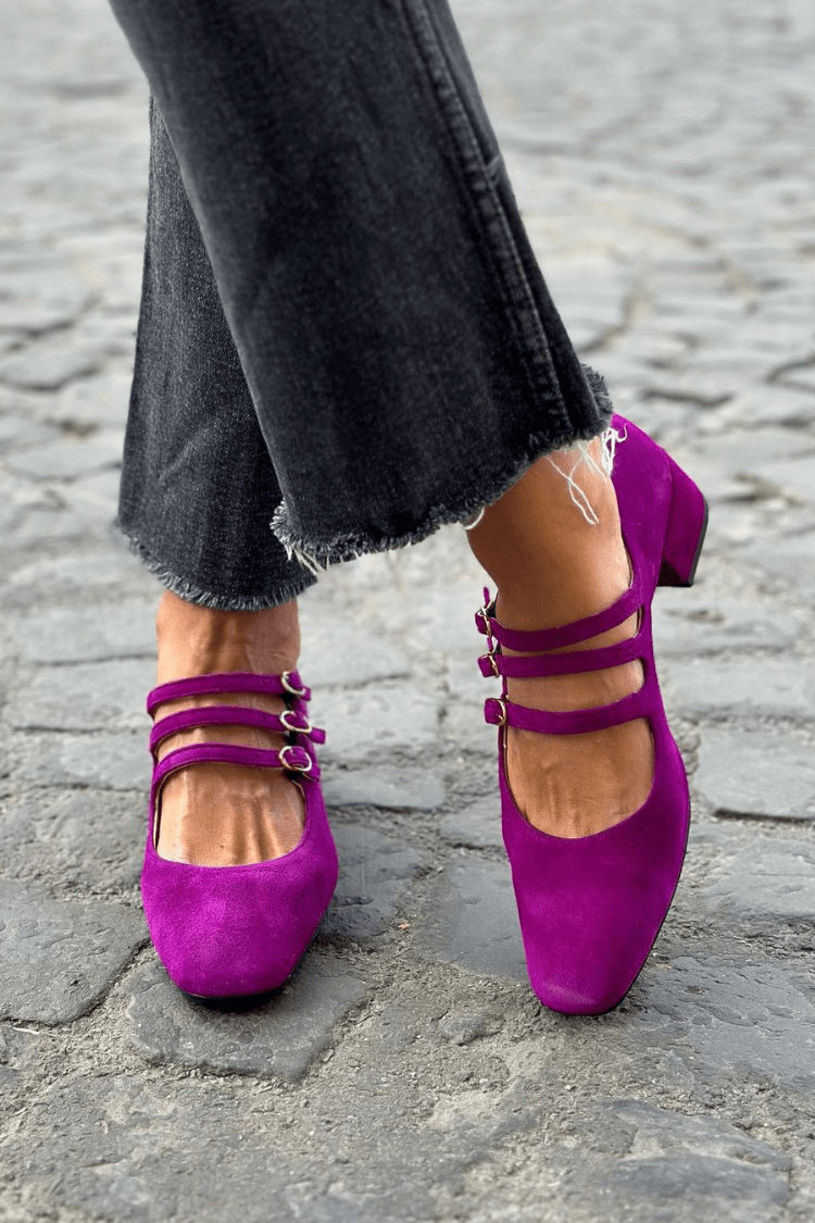 Ballerina shoes with straps