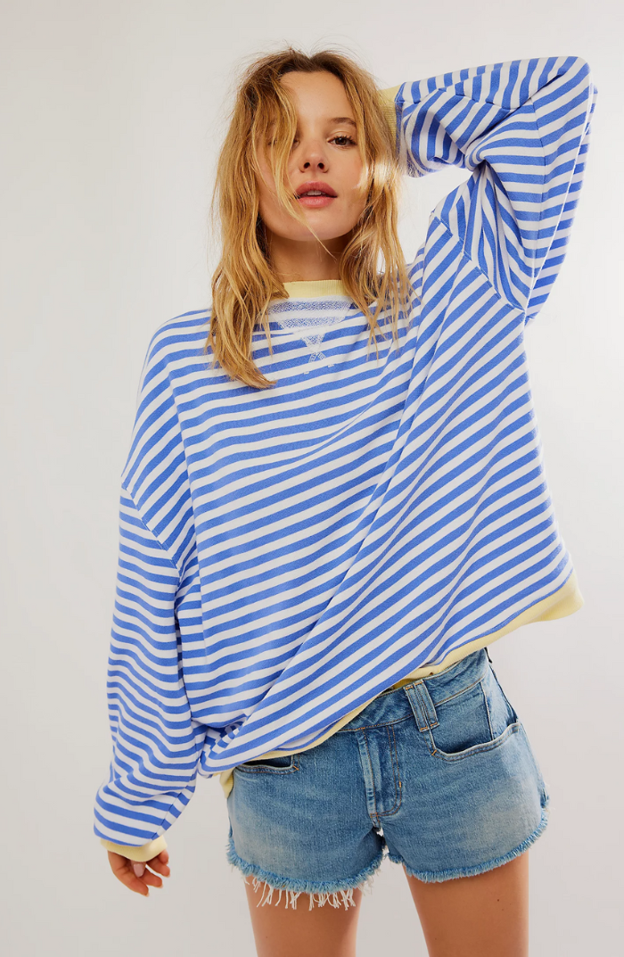 Maya - oversized striped sweater