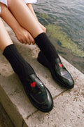 Classic boot with heart details