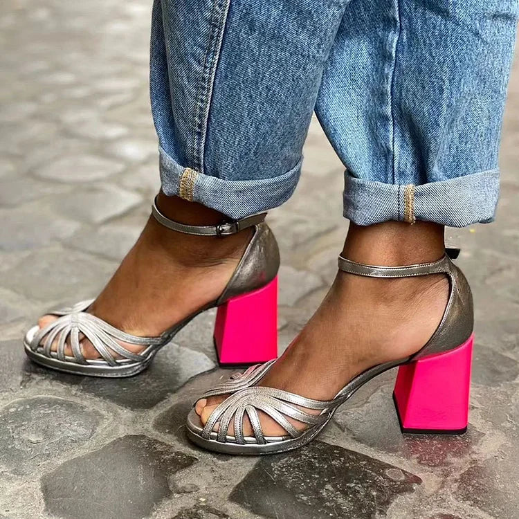 Sandals with a two-tone heel