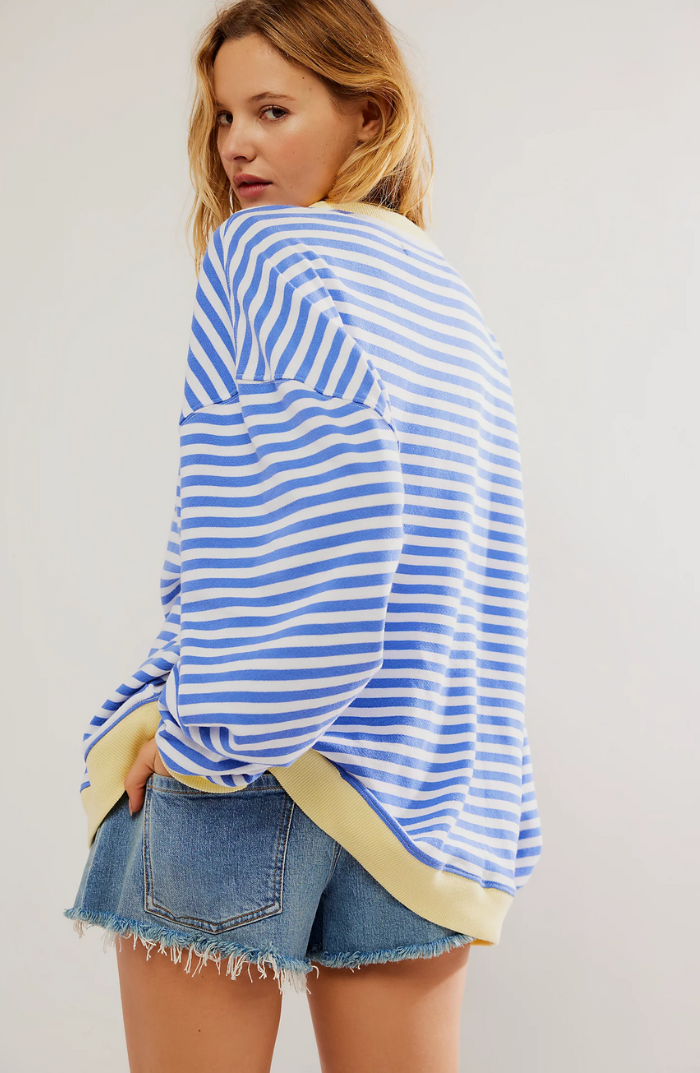 Maya - oversized striped sweater