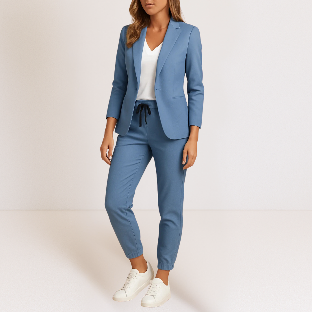 Beatrice | Modern Elegance in a Comfortable Suit