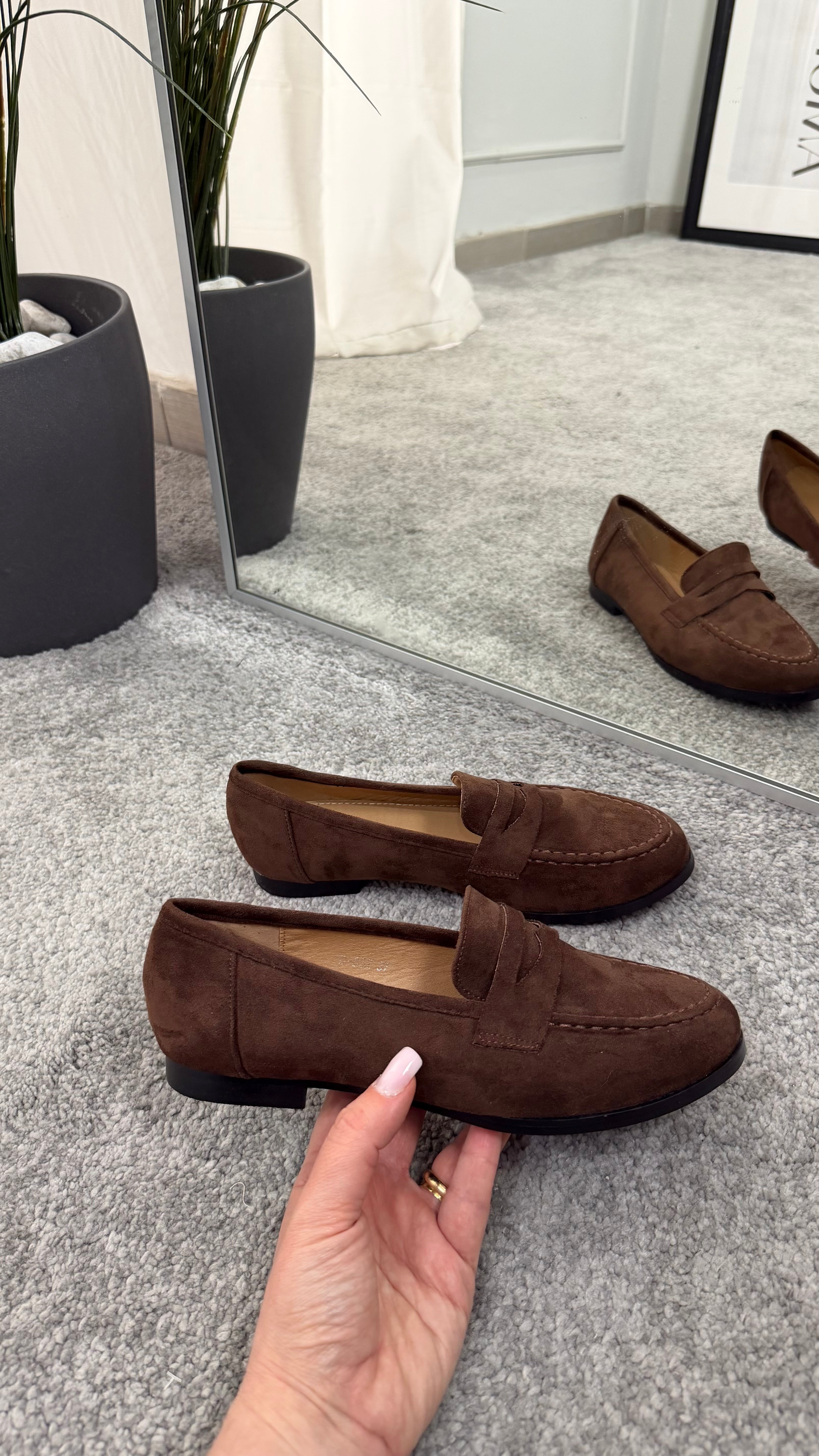 Suede loafer