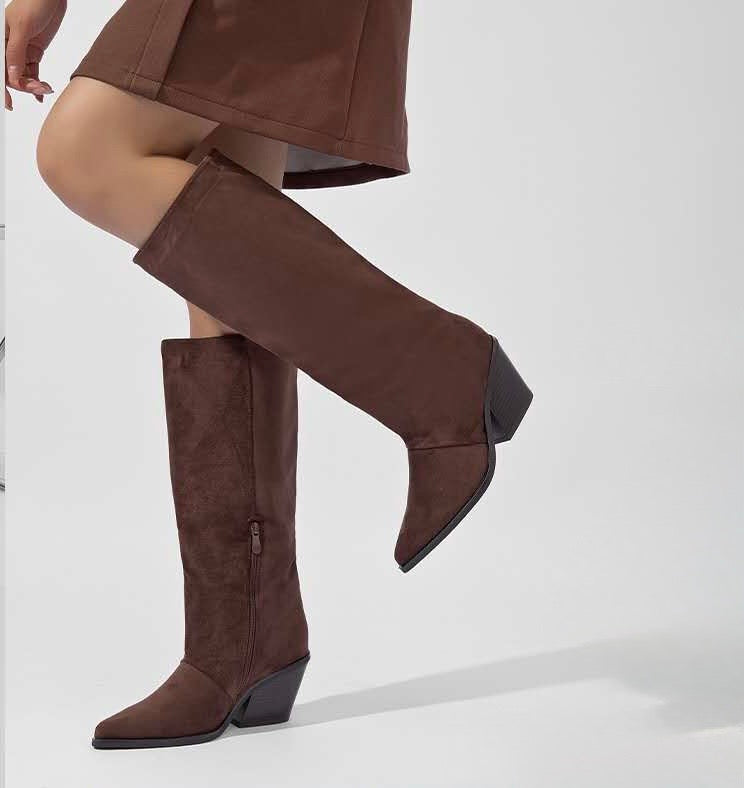 Wide-legged campros