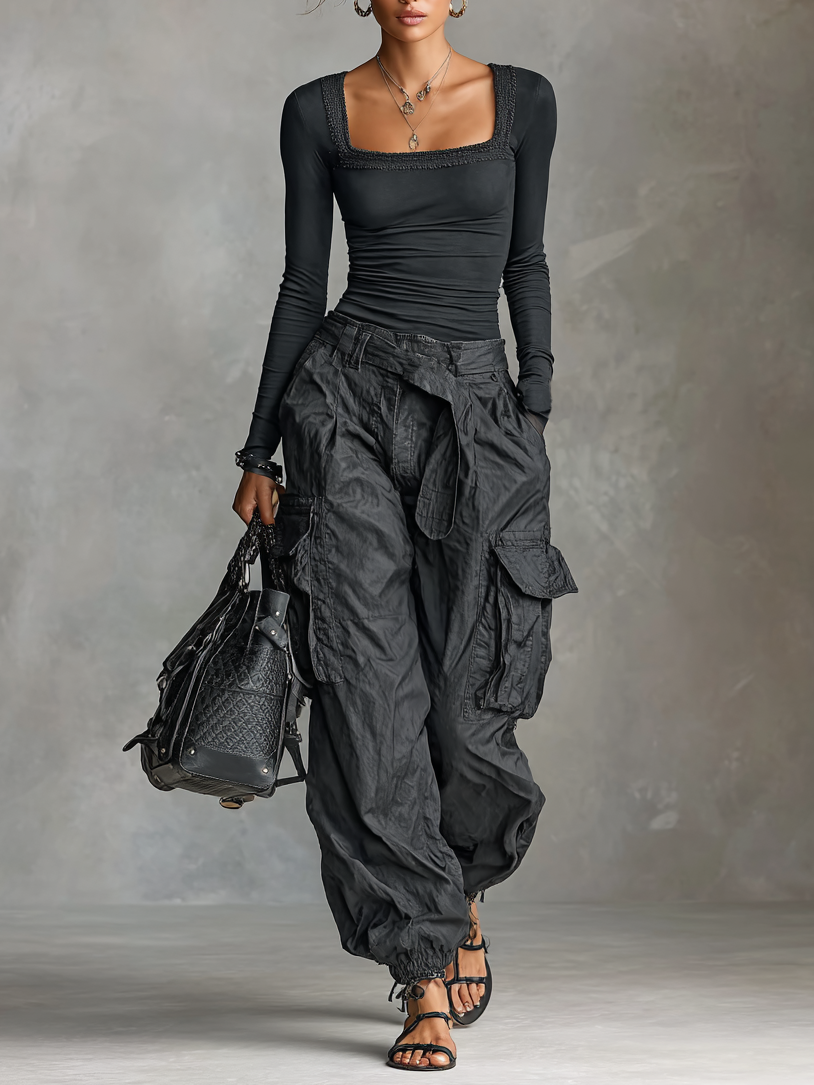 Two-piece set with a long-sleeved, square-neck T-shirt and multi-pocket cargo pants