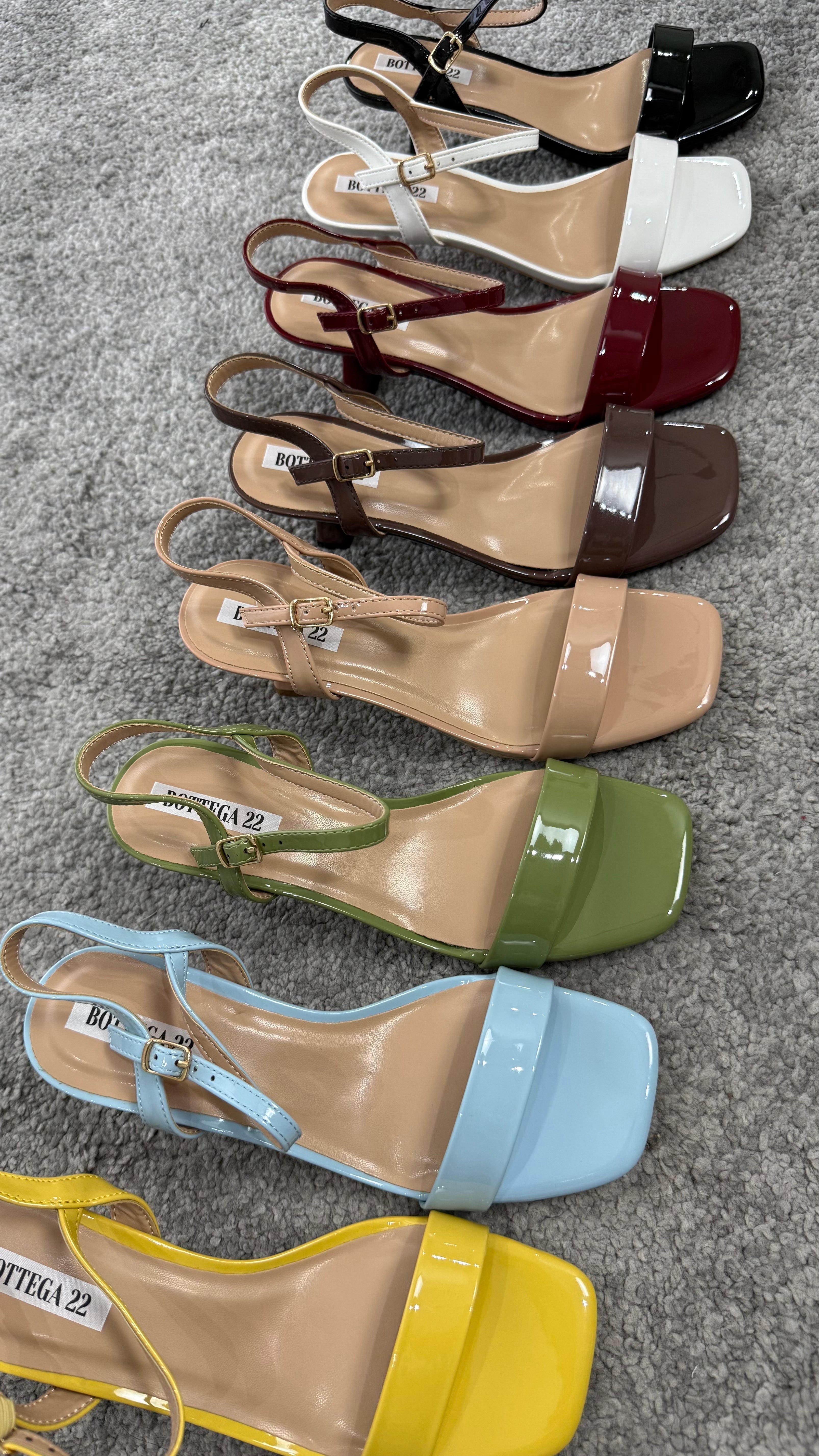 3cm Vinyl Sandal