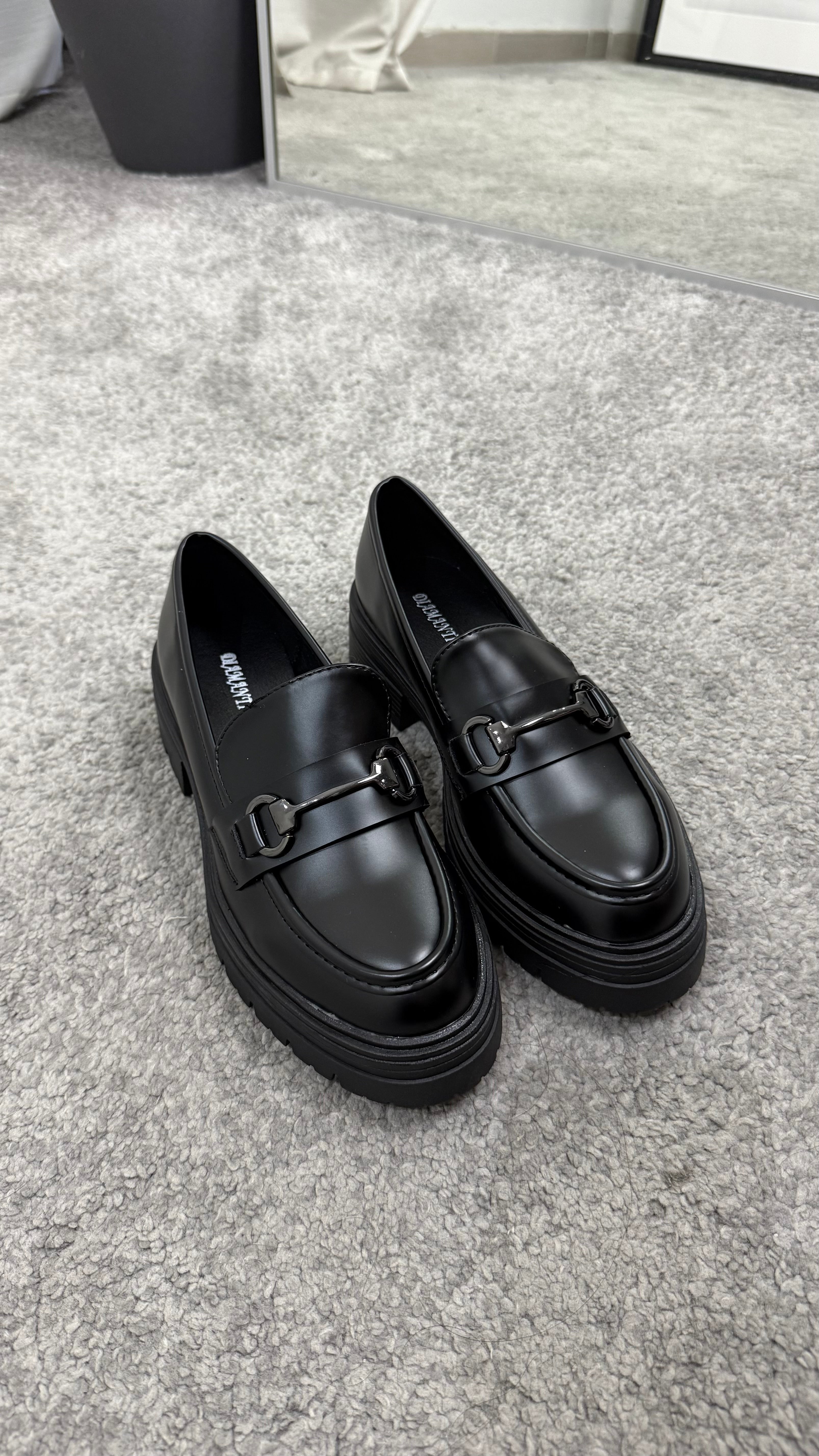 Mocasin Track