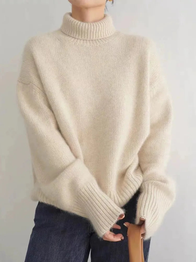 Cashmere Line - High-Neck Sweater