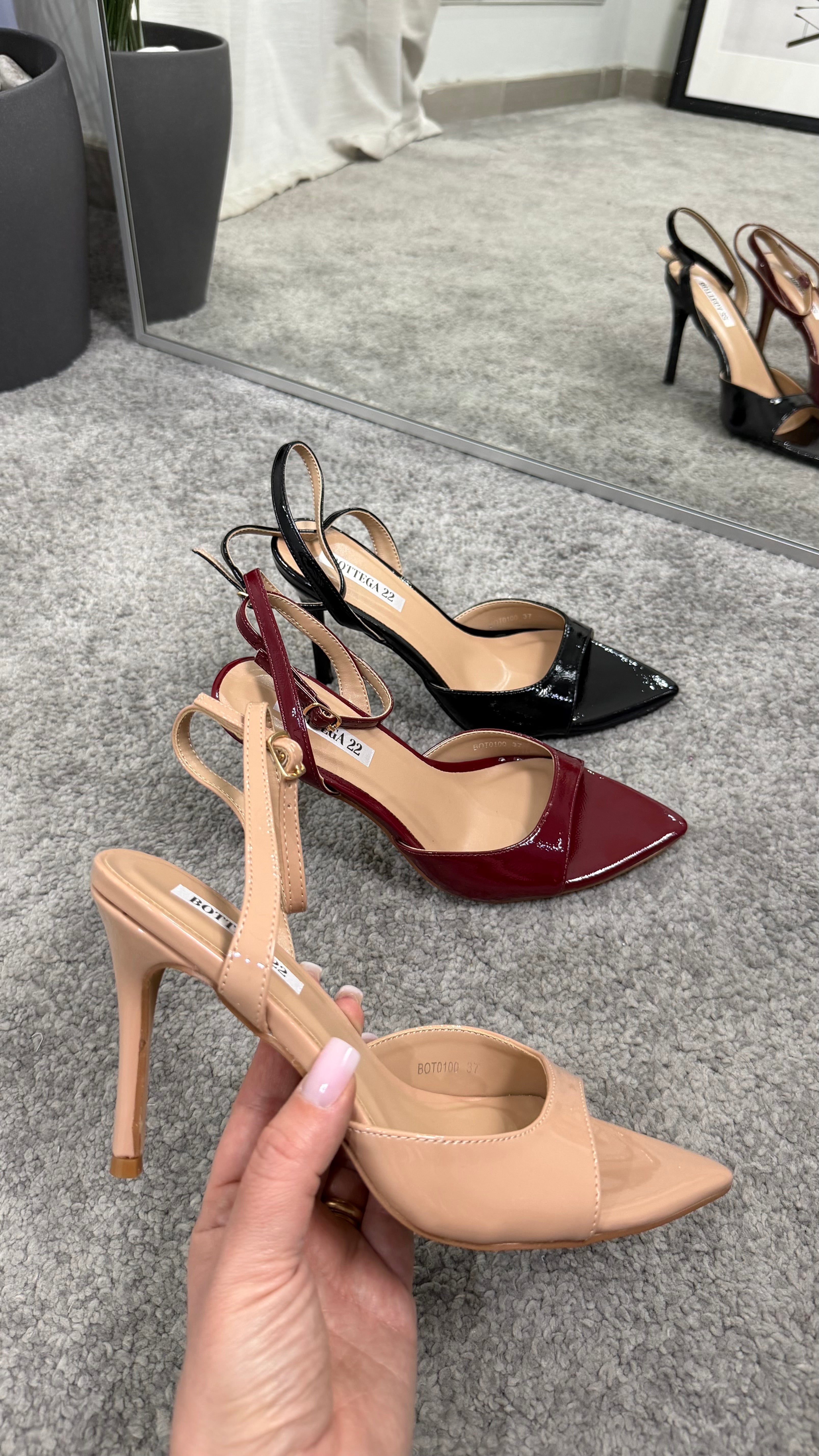 Bottega sandal
