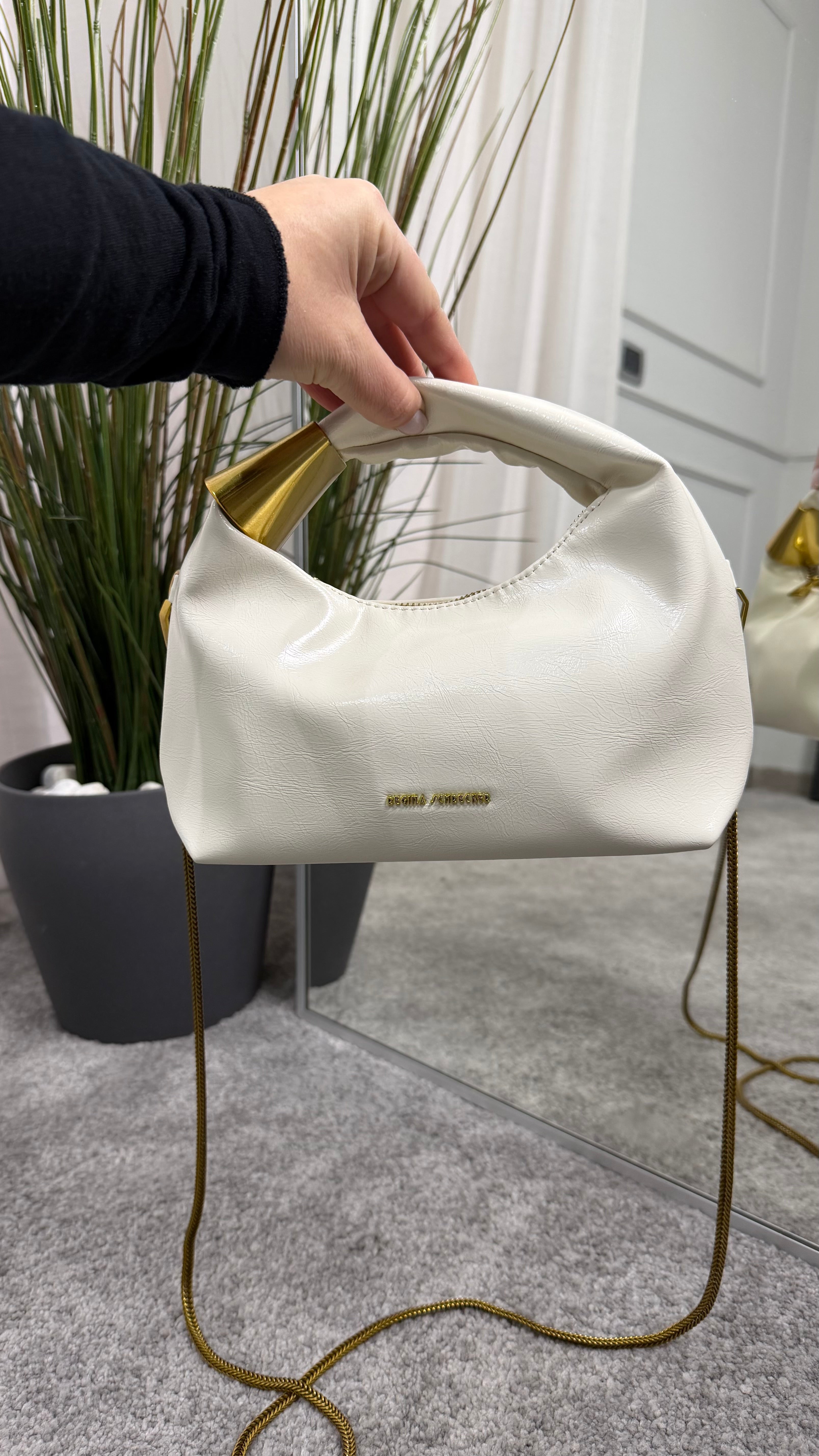 Cleopatra's Bag
