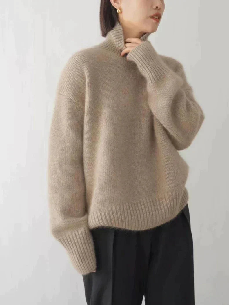 Cashmere Line - High-Neck Sweater