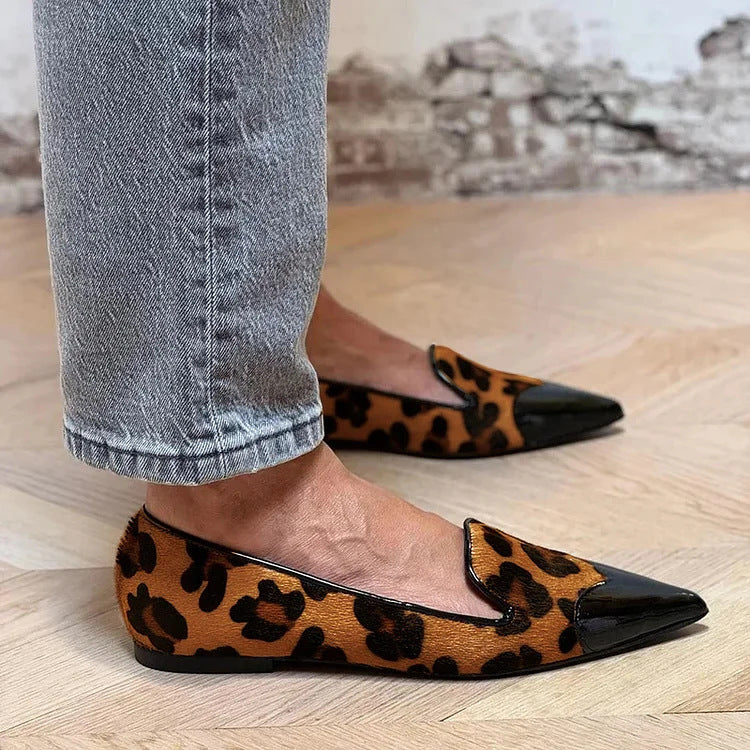 Ballerina shoes with subtle animal print