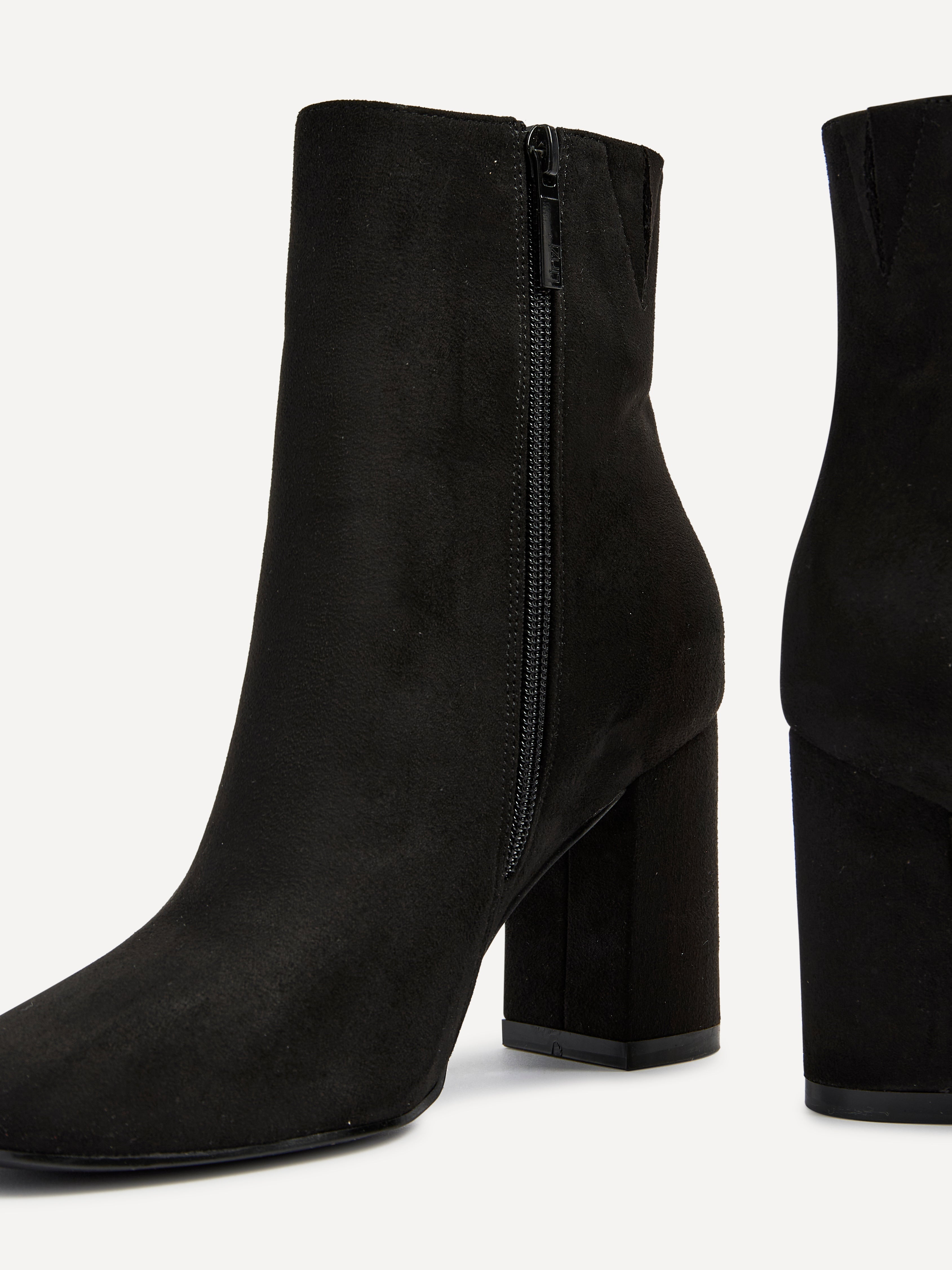 Selena | Elegant ankle boots made of eco-leather with a block heel