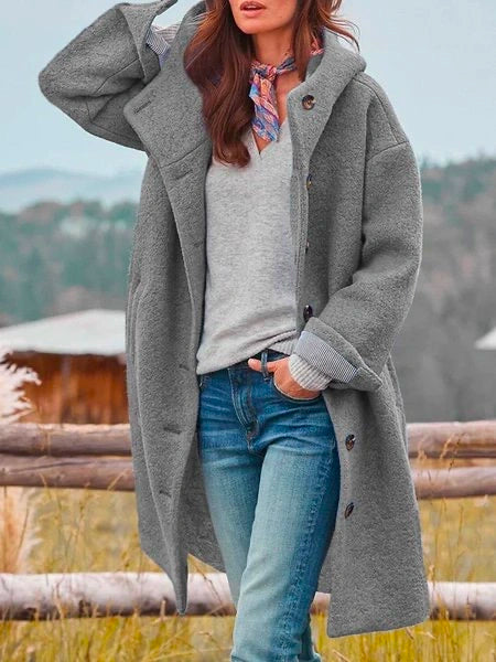 Janelle - A classic and comfortable coat