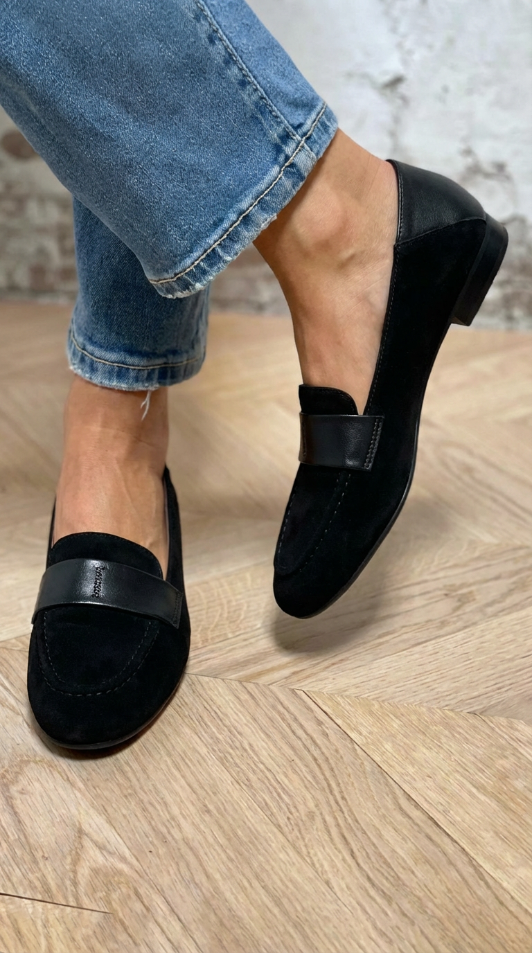 Classic Smooth Strap Loafers