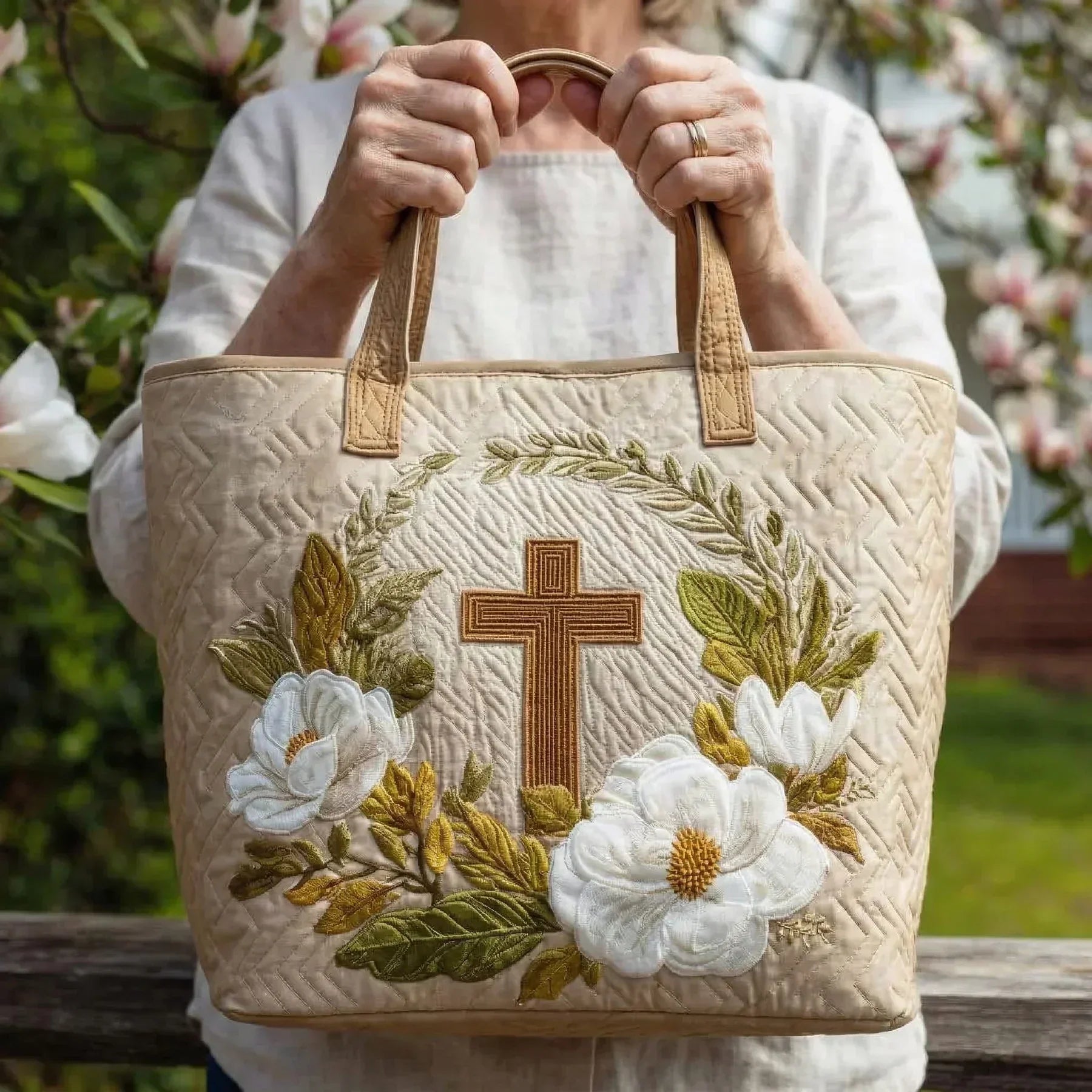 Cassidy | Handmade soft padded bag