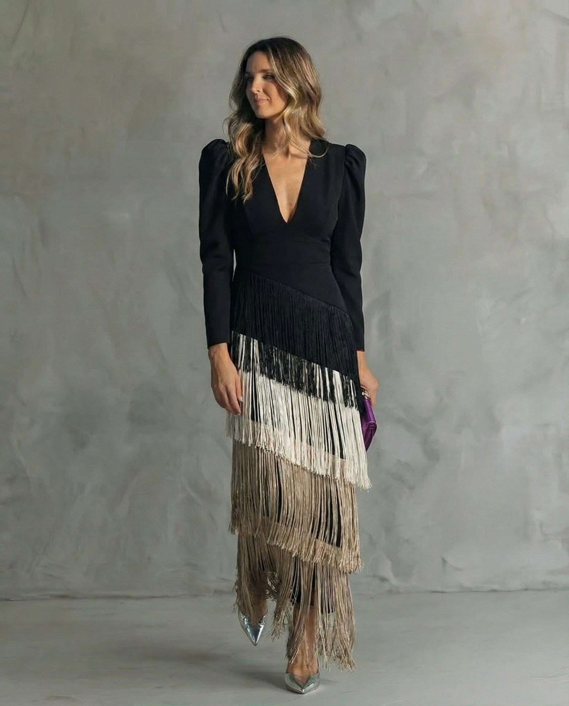 Alessia - Elegant midi dress with sequined sleeves