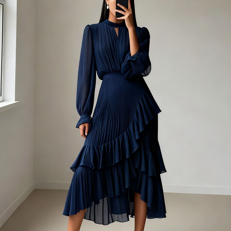 Elegant midi dress with pleats