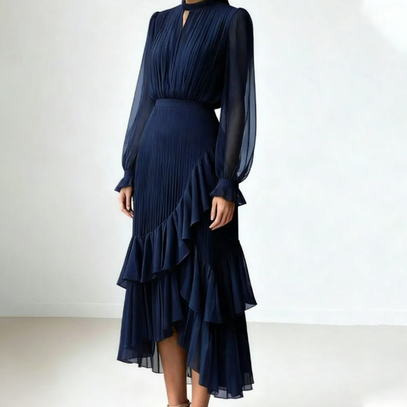 Elegant midi dress with pleats