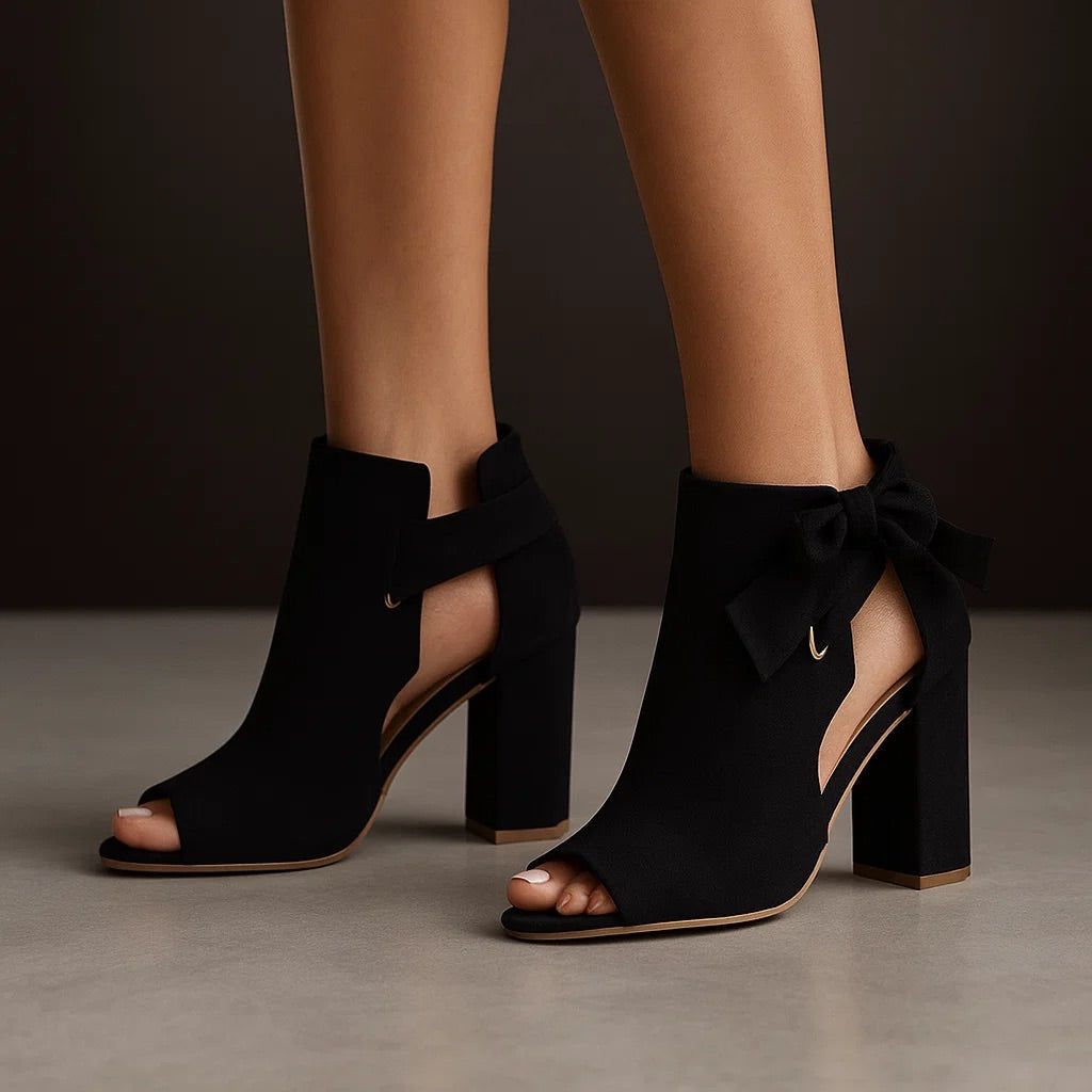 Marcella - Sandals with an elegant heel